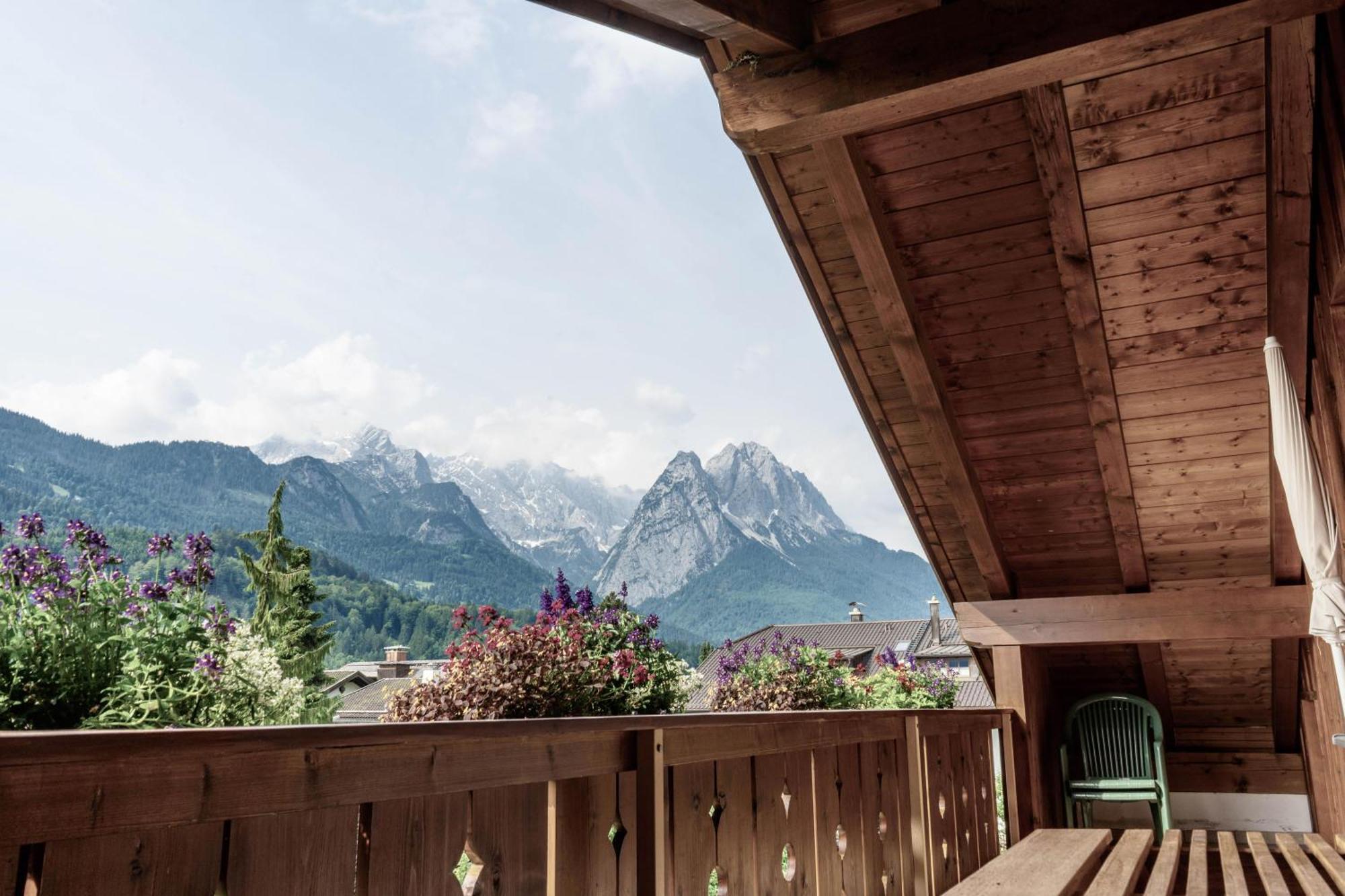 Gaestehaus Quirin Garmisch-Partenkirchen Dış mekan fotoğraf